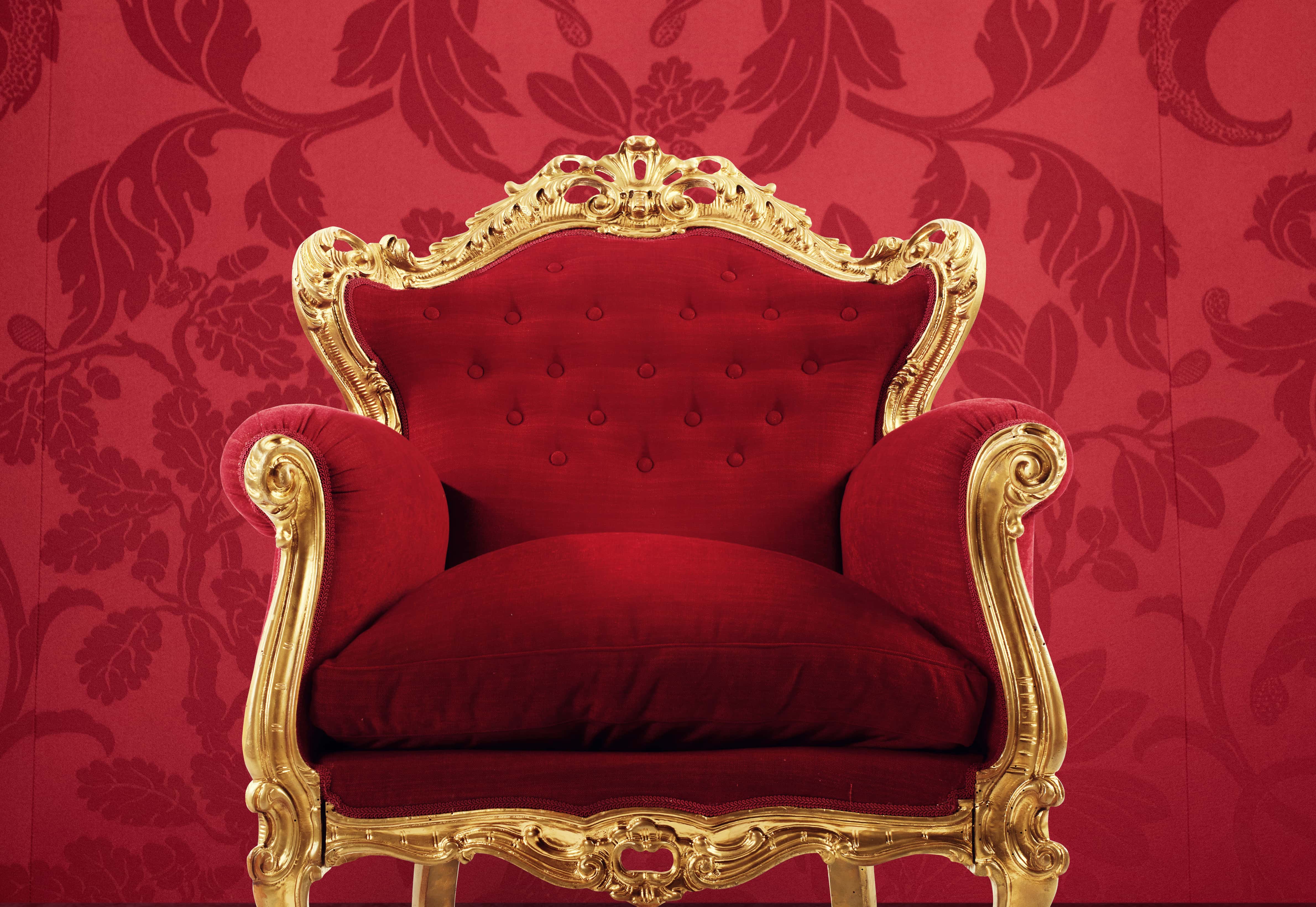 Mad Kings and Queens facts