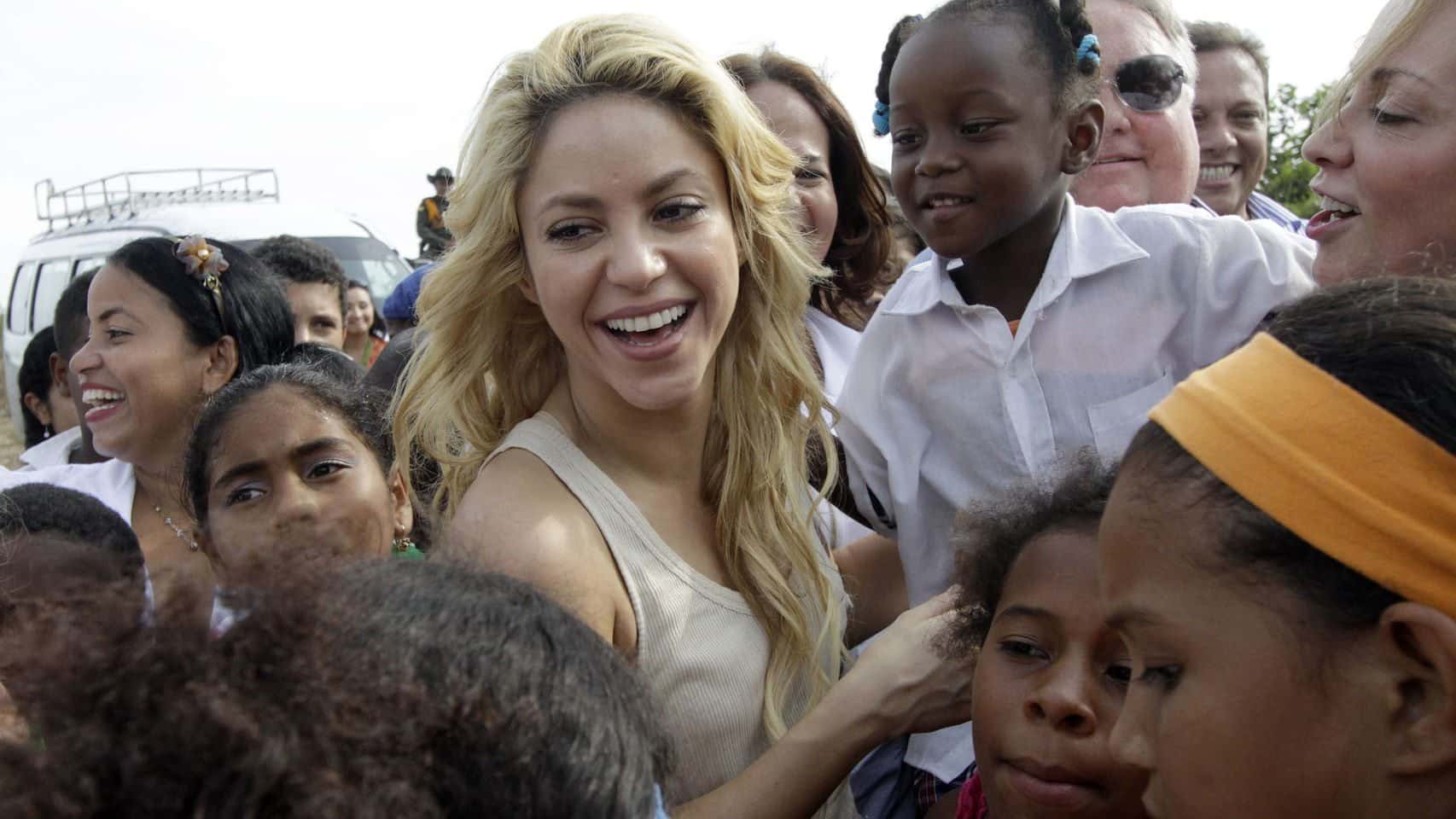 Shakira facts