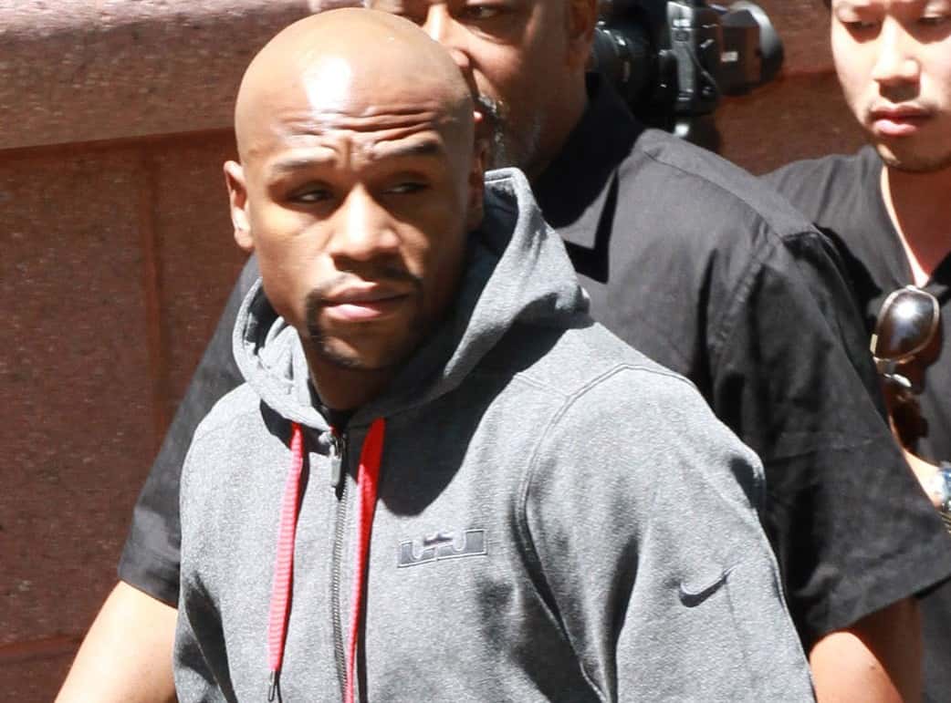 Floyd Mayweather, Jr. Arrives At Court