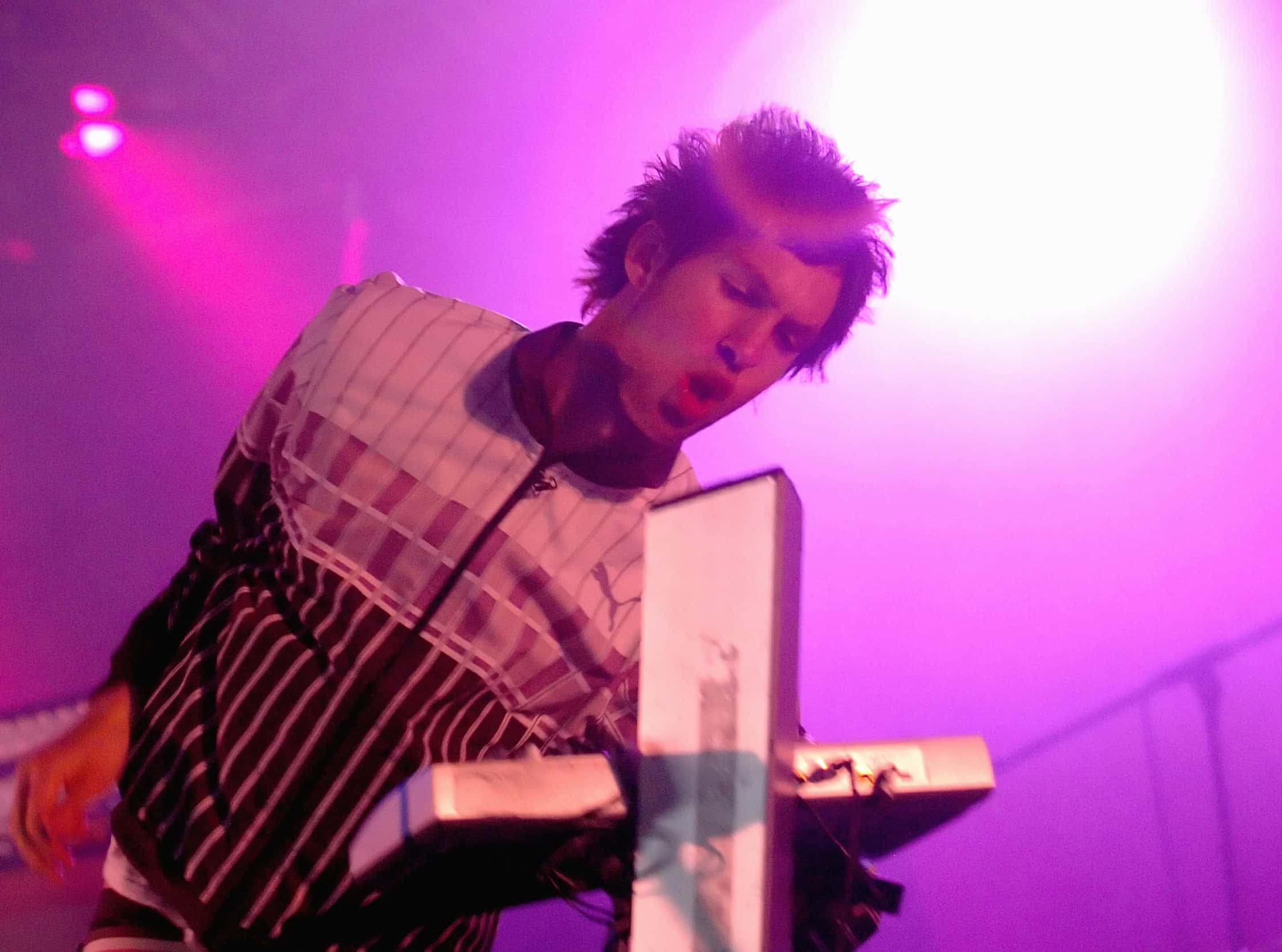 Photo of Calvin HARRIS, performing live onstage