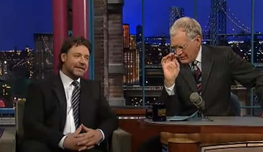 Screenshot from the TV show Late Show with David Letterman (1993–2015)