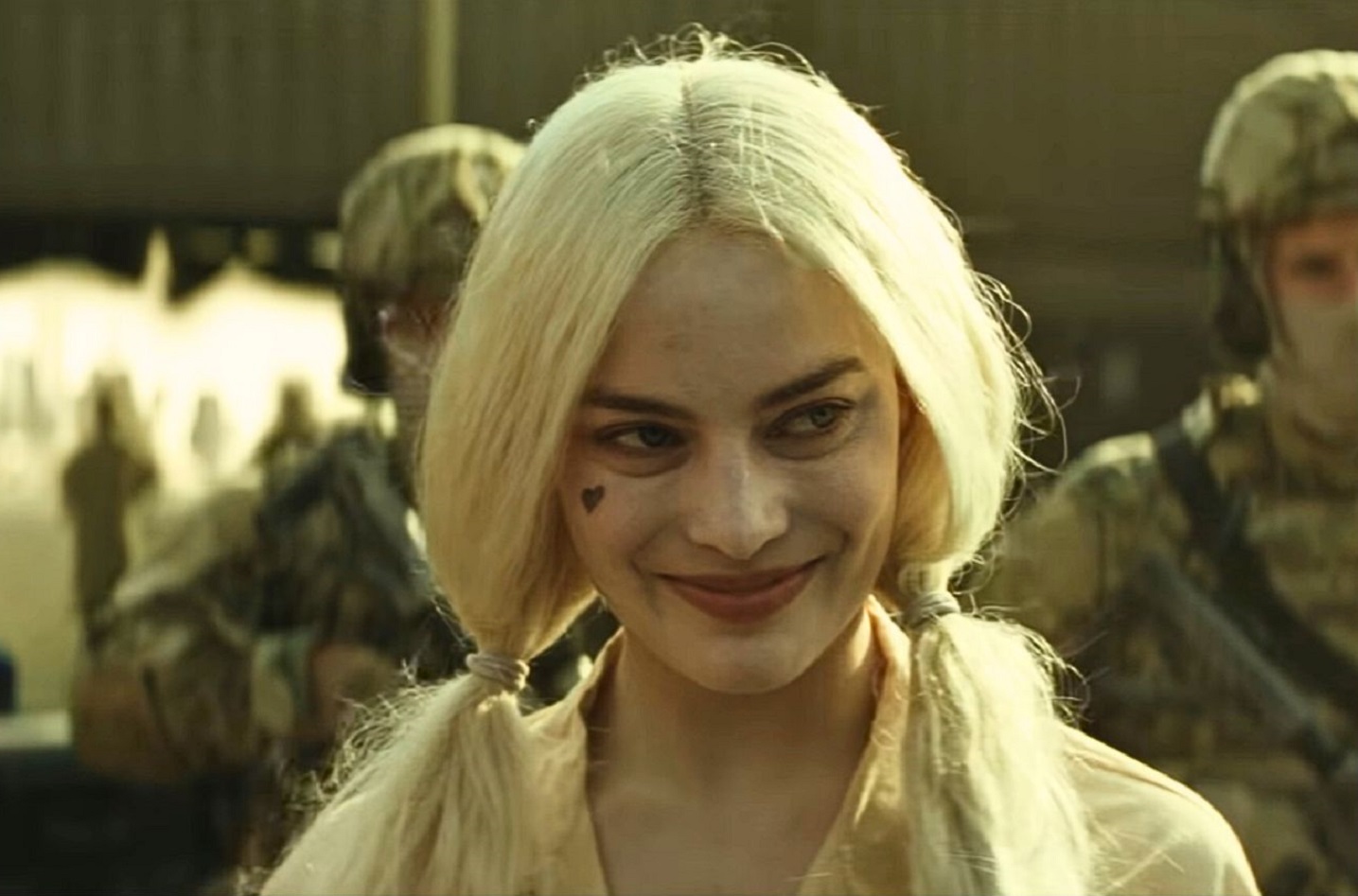 Margot Robbie facts