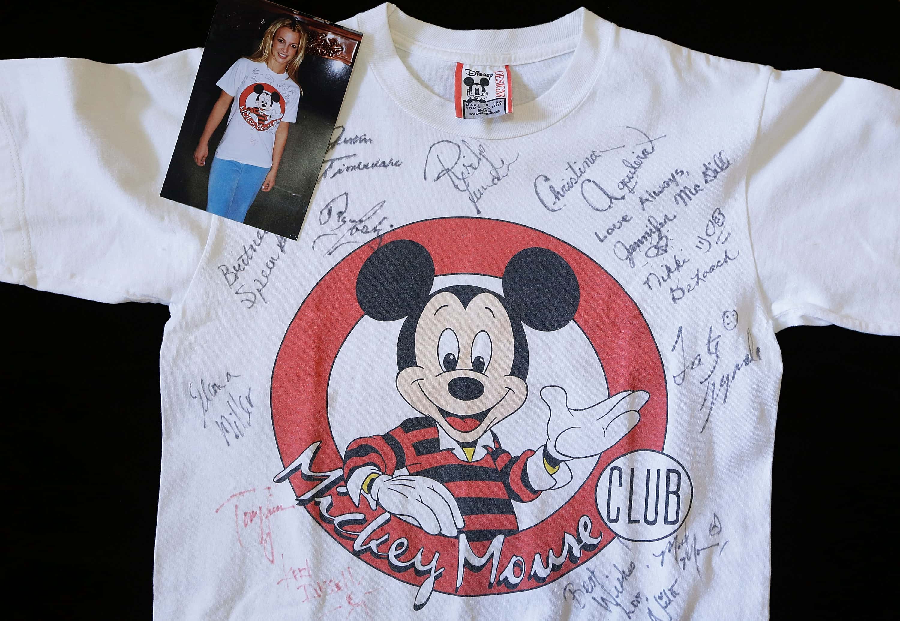 2012 Gotta Have It Rock & Roll Auction Press Preview. Britney's T-shirt.