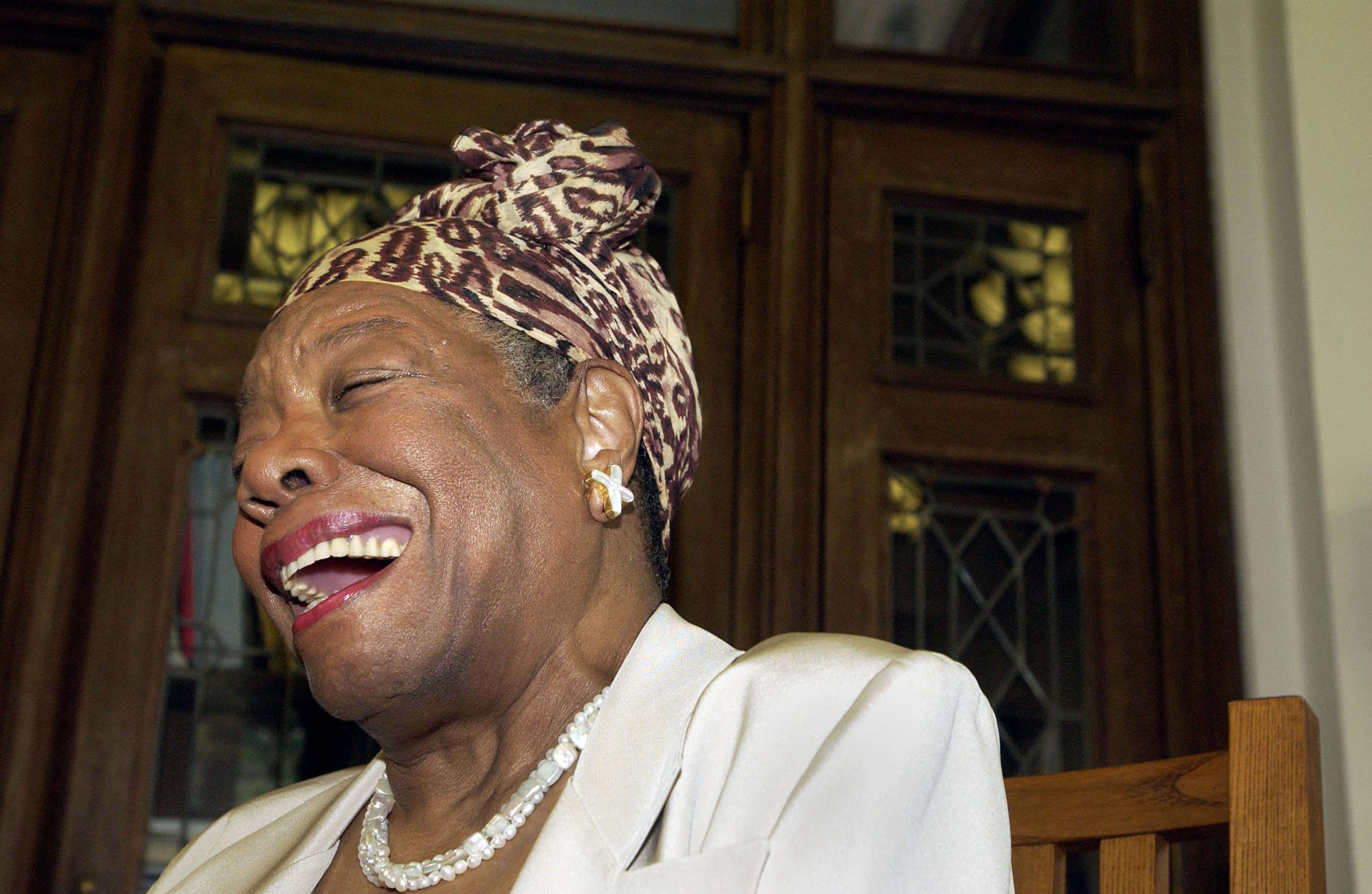 Maya Angelou laughs - 2004