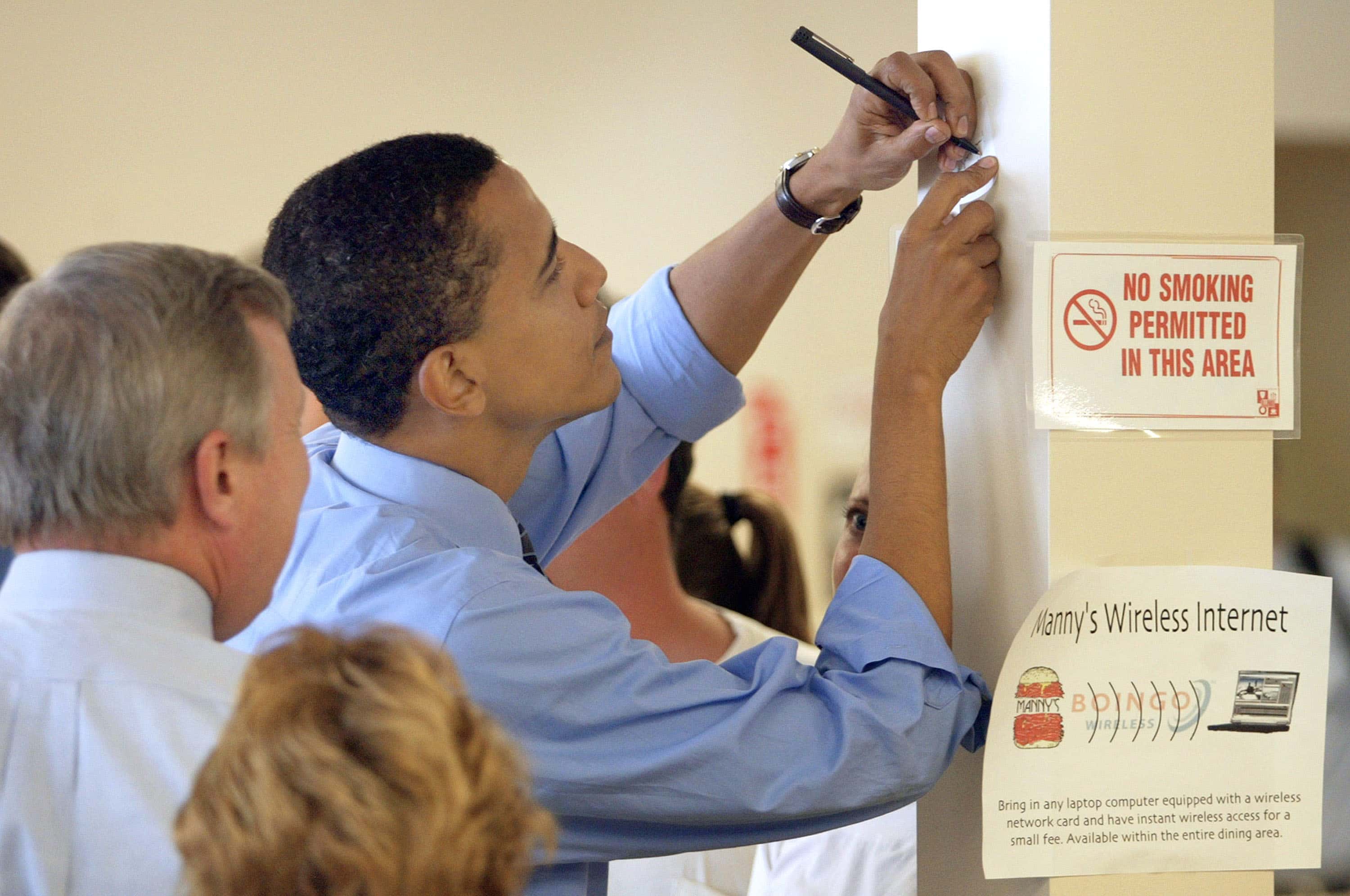 Barack Obama Visits A Chicago Diner