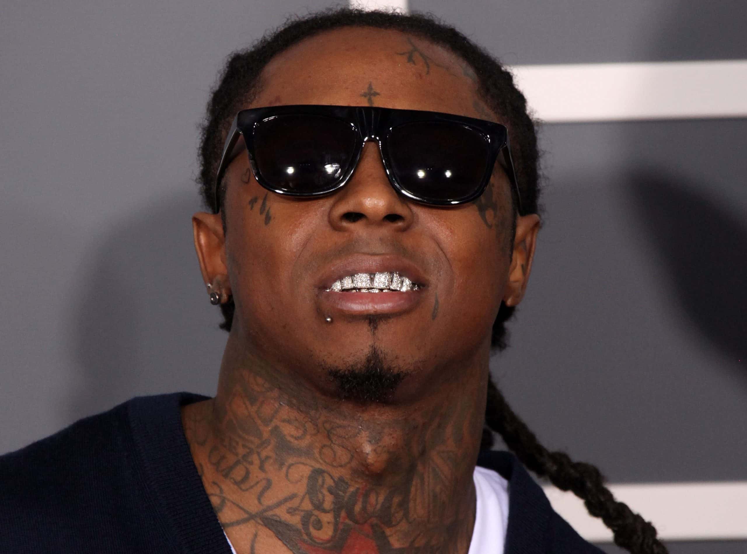 Lil Wayne arrives at the 2011 Grammy Awards