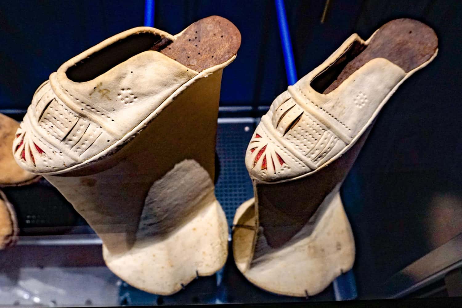 Strange Historical Beauty Practices facts