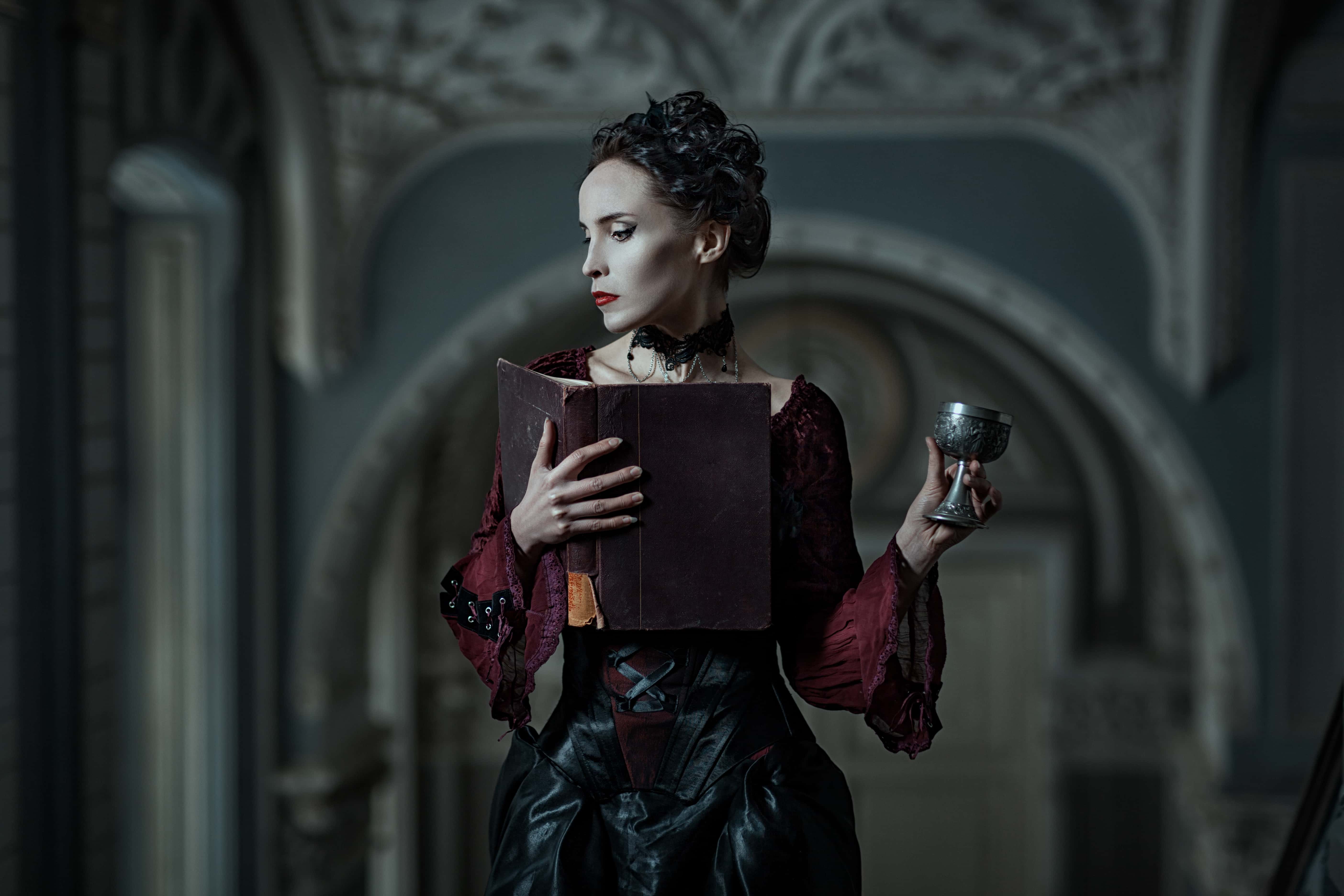 Strange Historical Beauty Practices facts