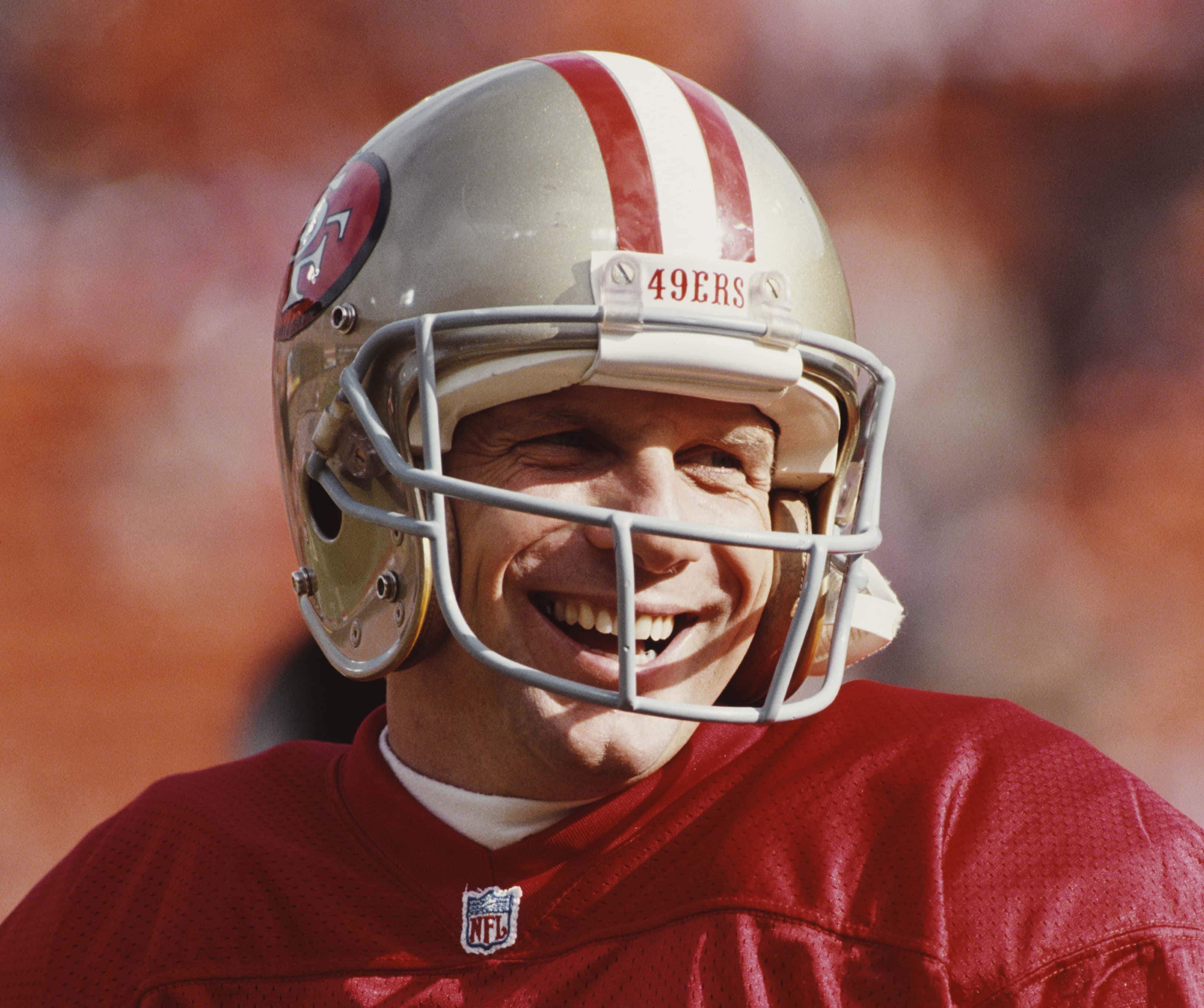 Joe Montana #16, back up Quarterback for the San Francisco 49ers during the National Football Conference West Divisional Championship game
