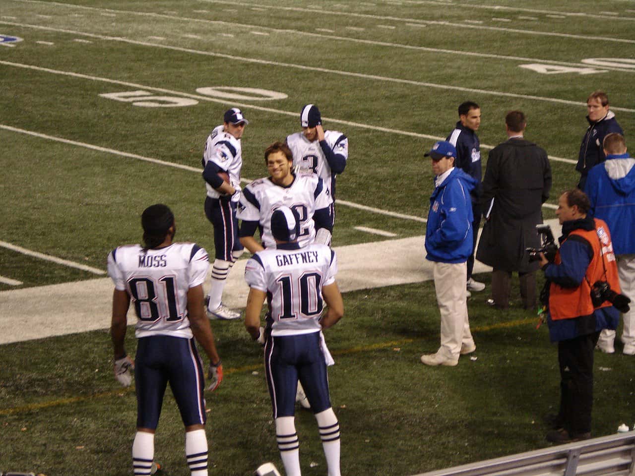 Tom Brady with Randy Moss and Jabar Gaffney, Giants Stadium