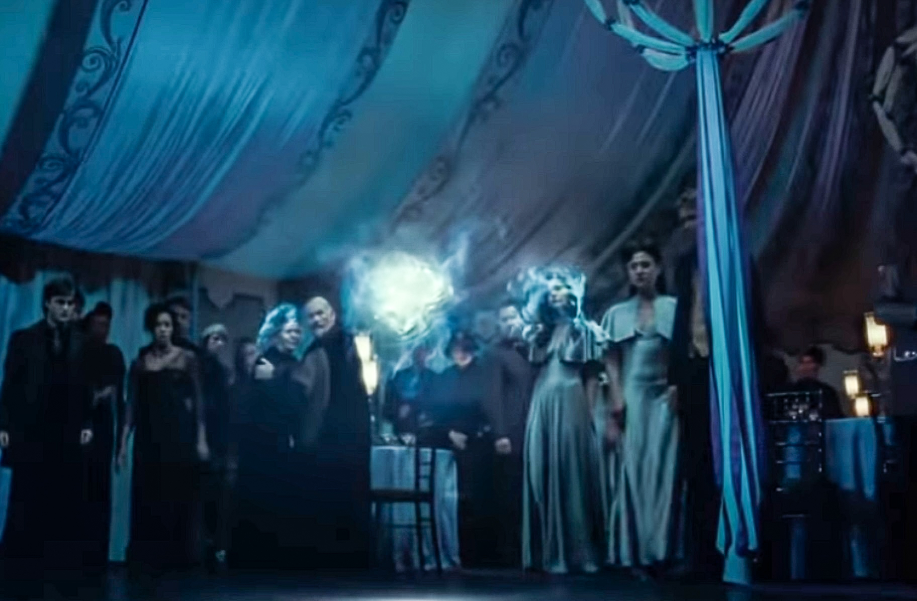 Screenshot from the movie Harry Potter and the Deathly Hallows (2010)