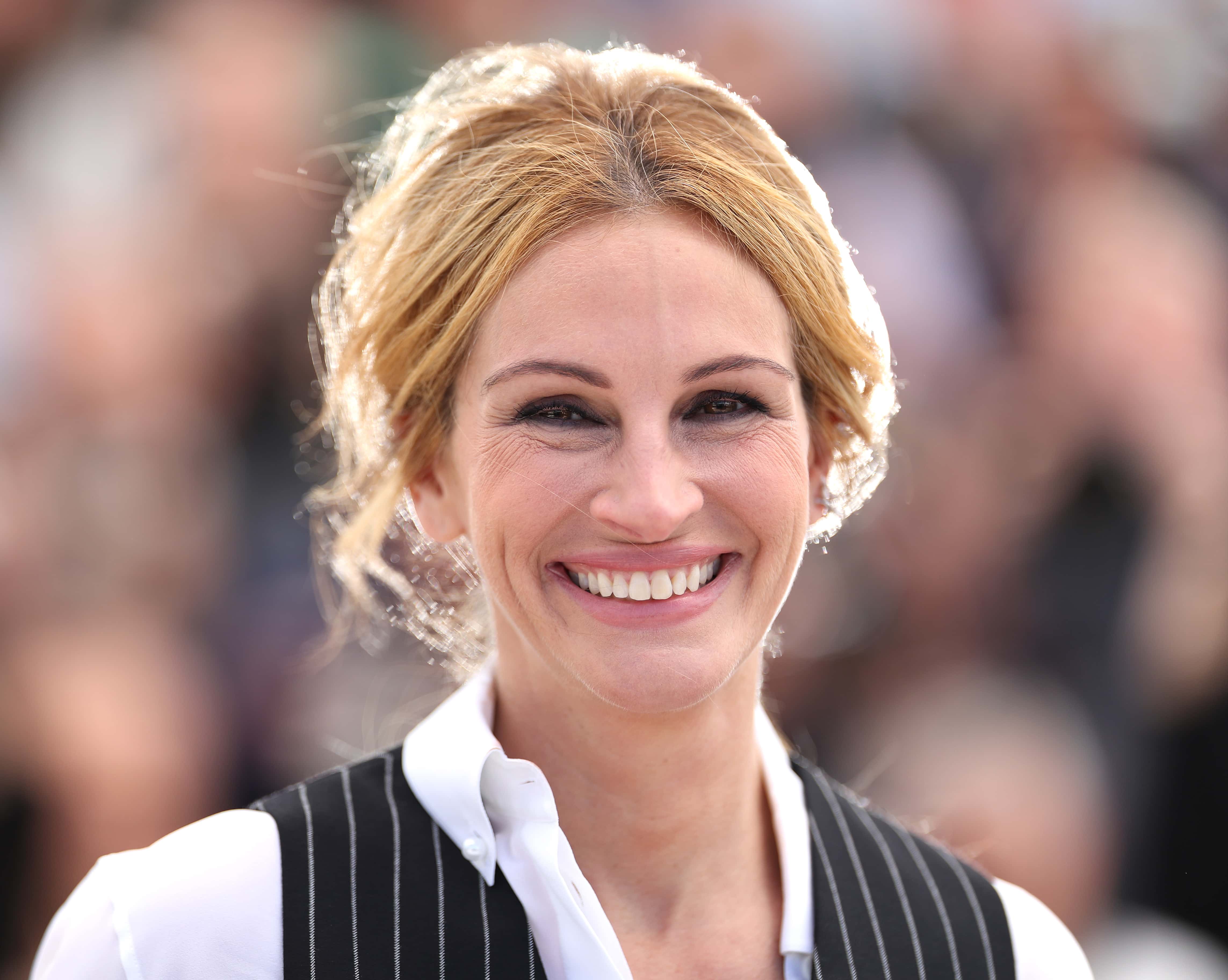 Julia Roberts Facts