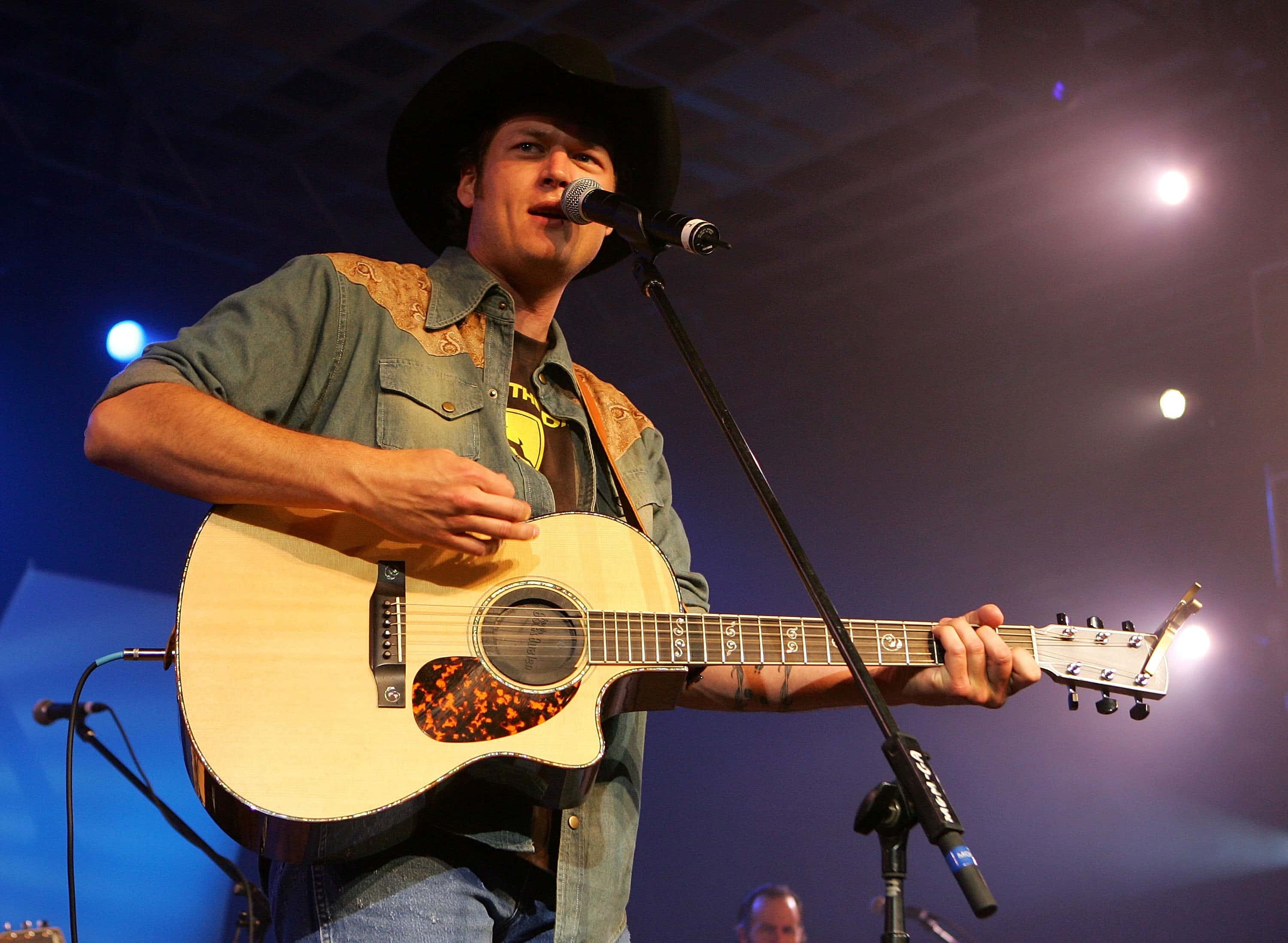 Country music artist Blake Shelton performs
