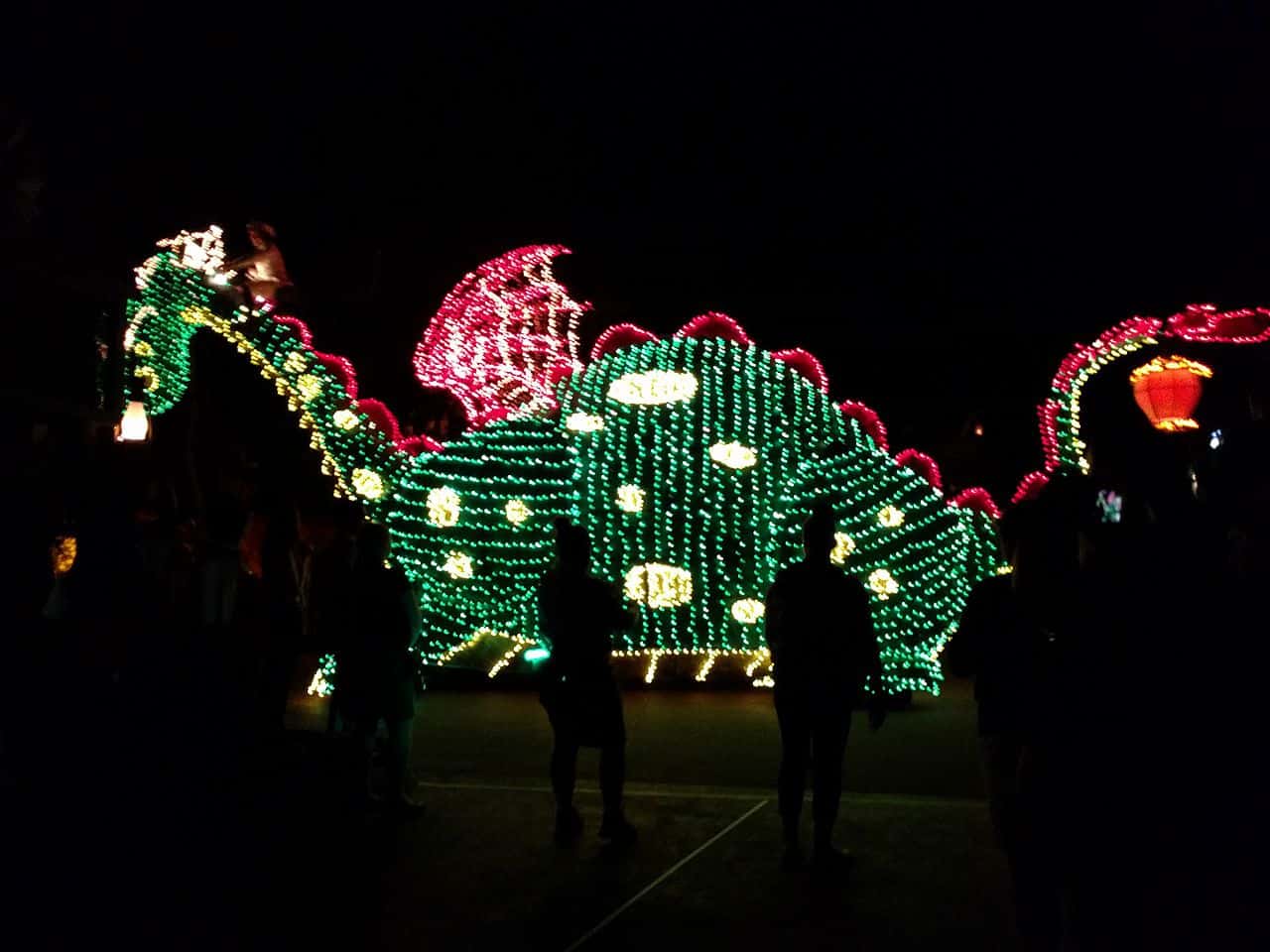 Disneyland And Walt Disney World facts