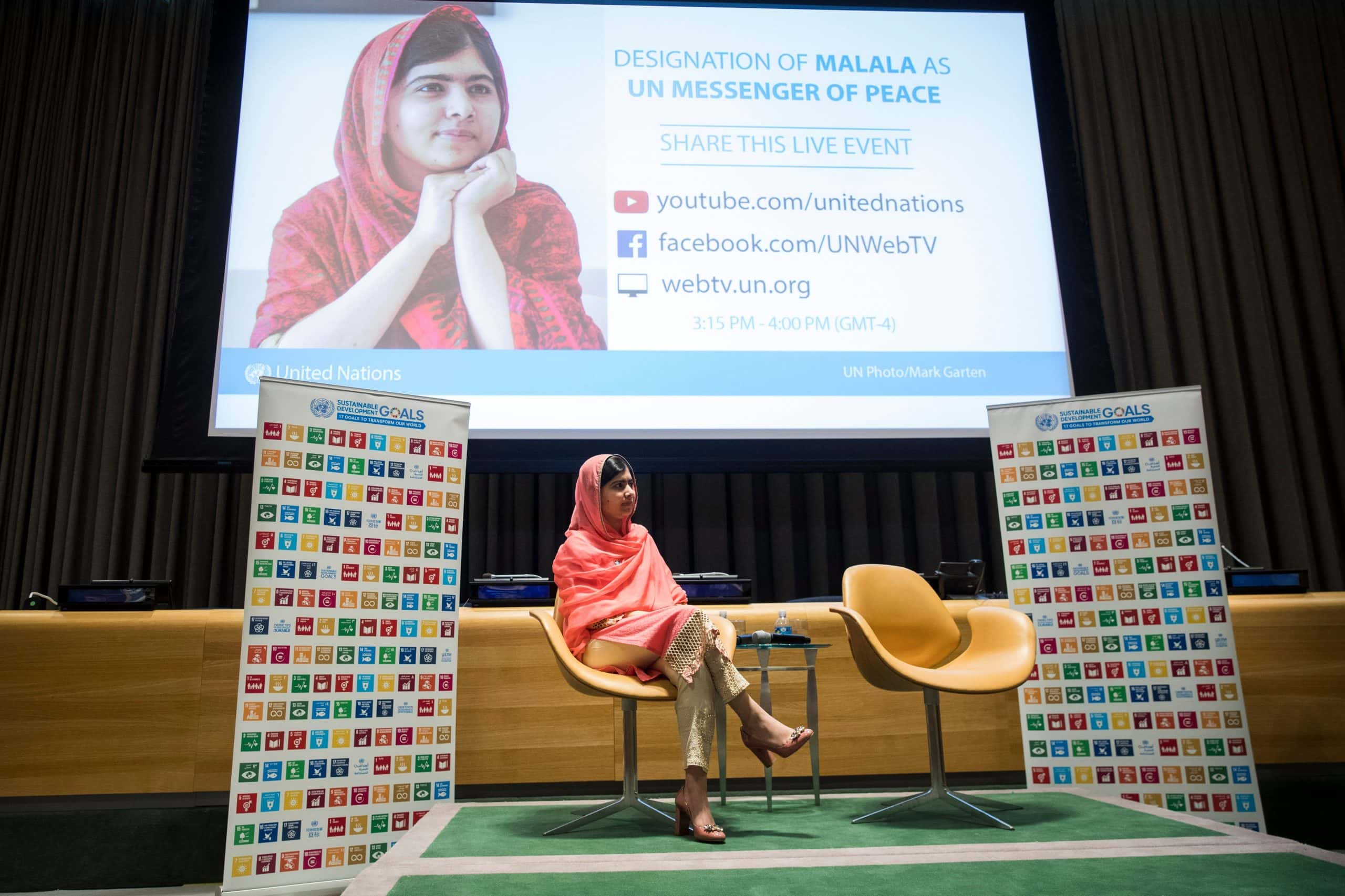 Malala Yousafzai Facts Malala Yousafzai Elevated To United Nations Messenger Of Peace