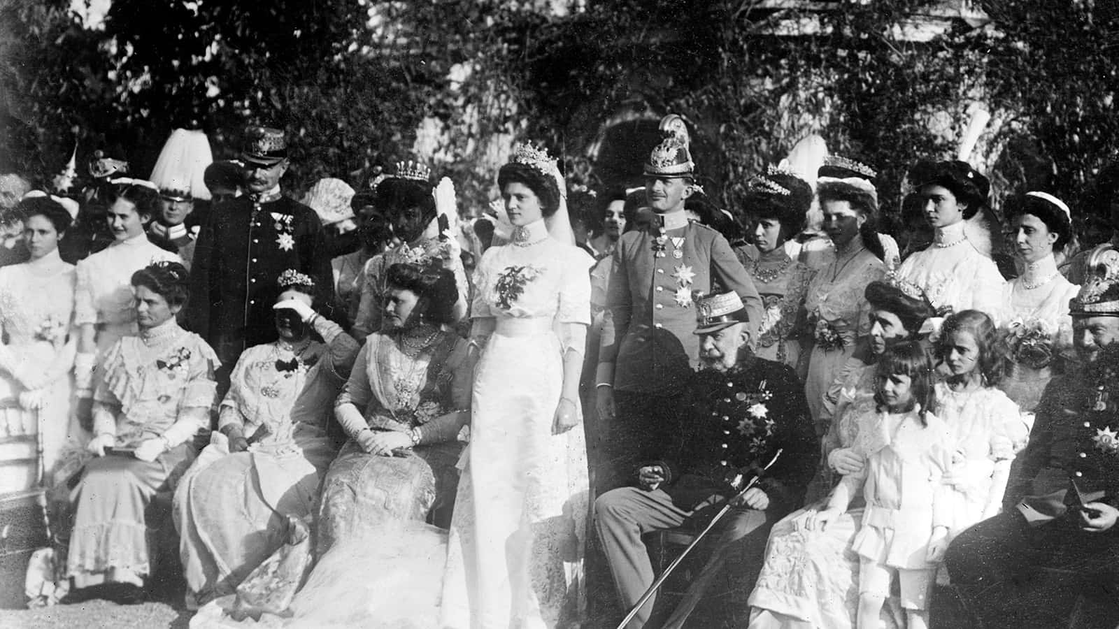 powerful families facts