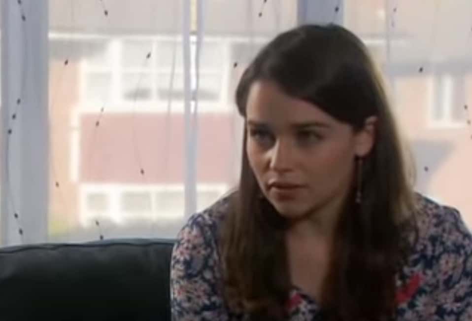 Screenshot from the TV show Doctors (2000-2024)