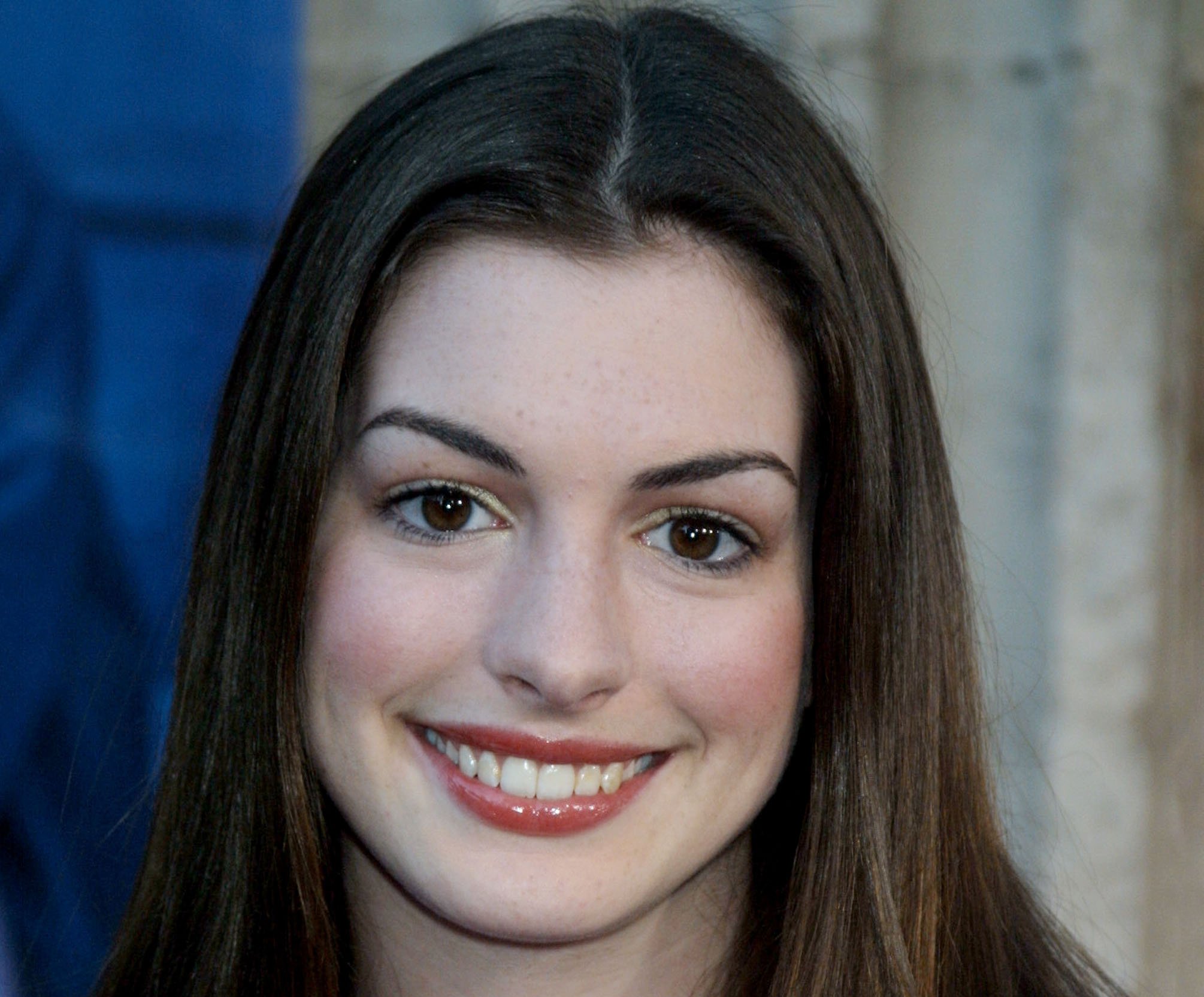 Anne Hathaway facts