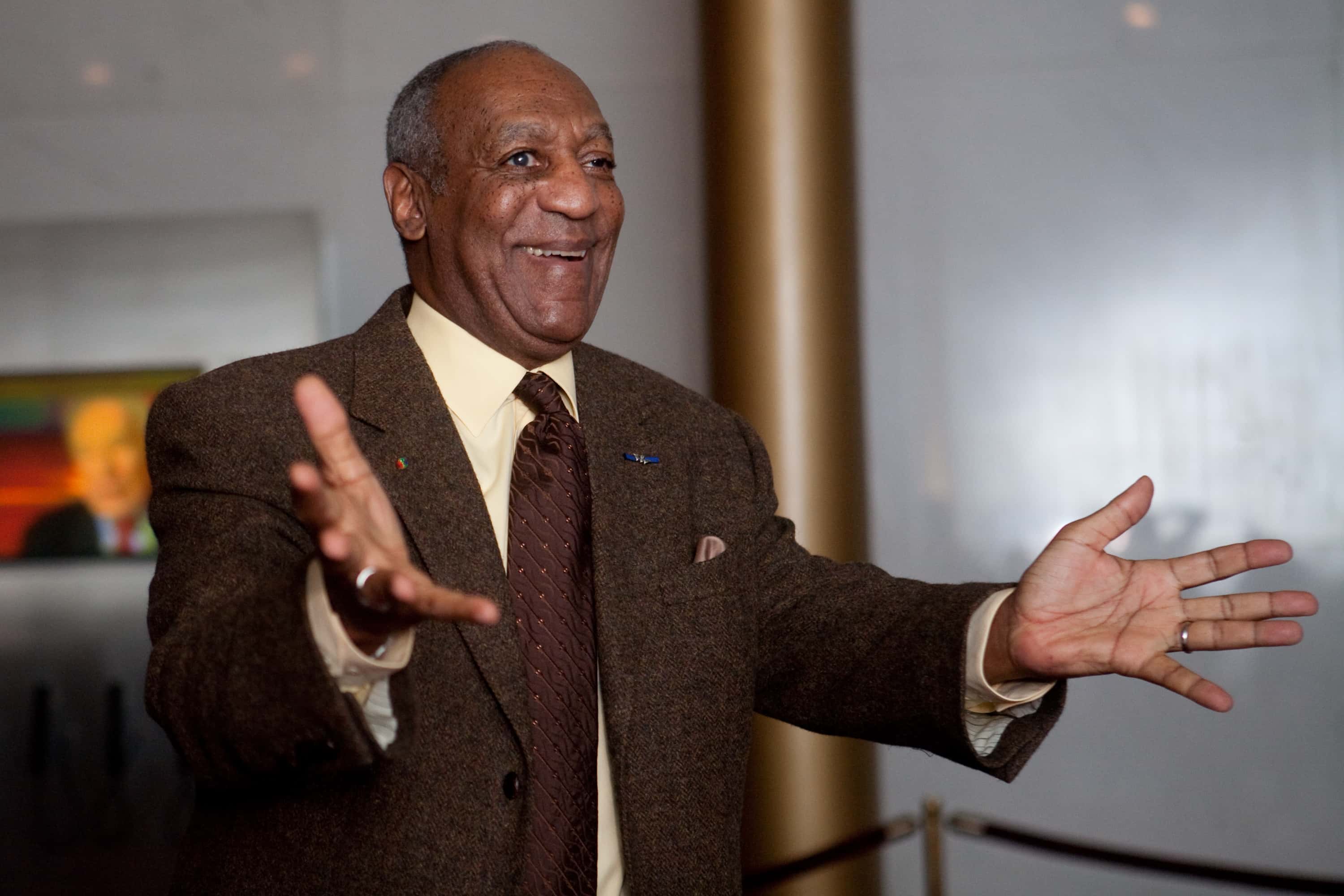 Comedian Bill Cosby poses for photographers at the 12th annual Mark Twain Prize