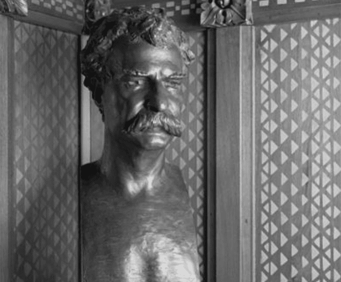 Bust of Mark Twain