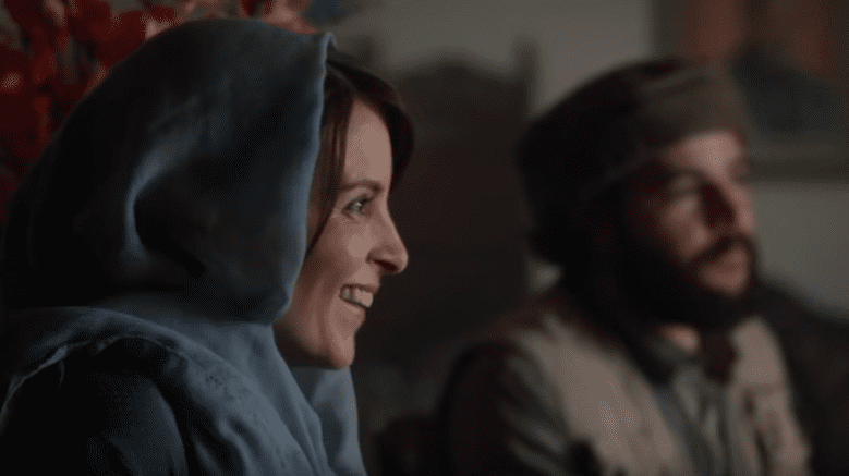 Screenshot form the movie Whiskey Tango Foxtrot (2016)