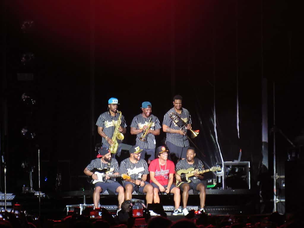 Portrait Photo of The Hooligans and Bruno Mars performing