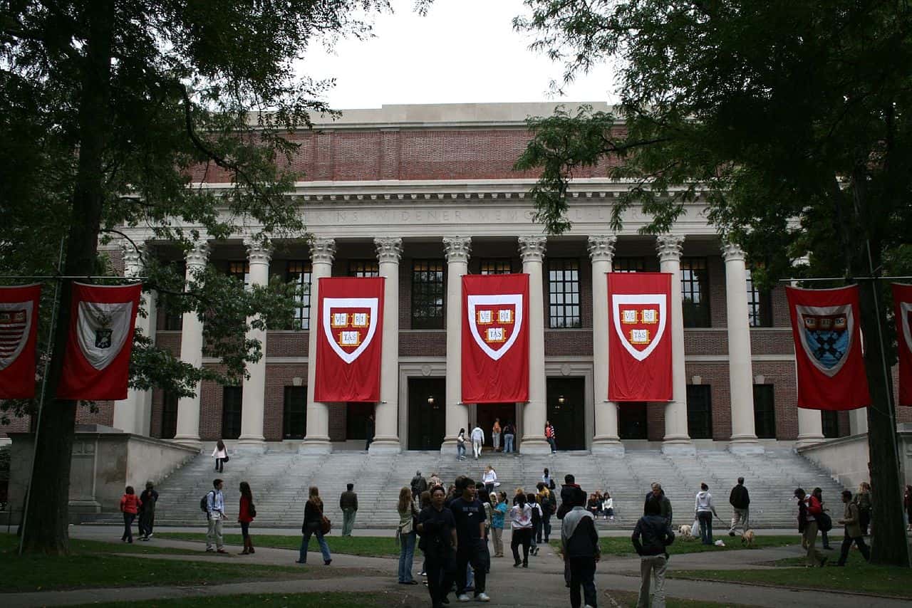 Harvard University facts