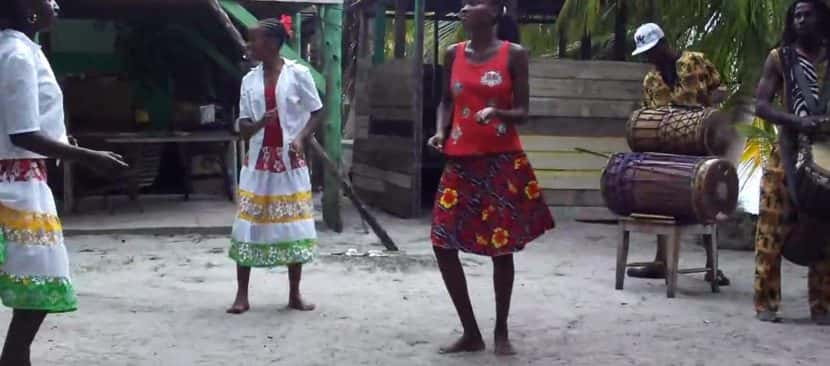 Bizarre Courtship Rituals Facts