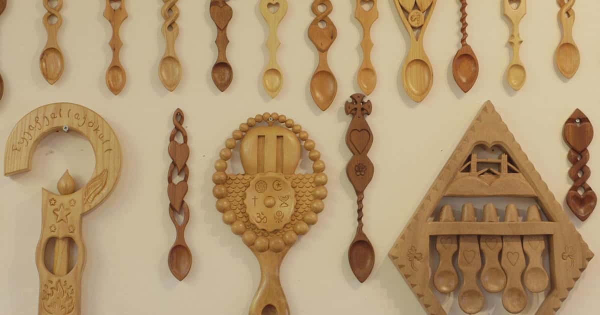 Bizarre Courtship Rituals Facts