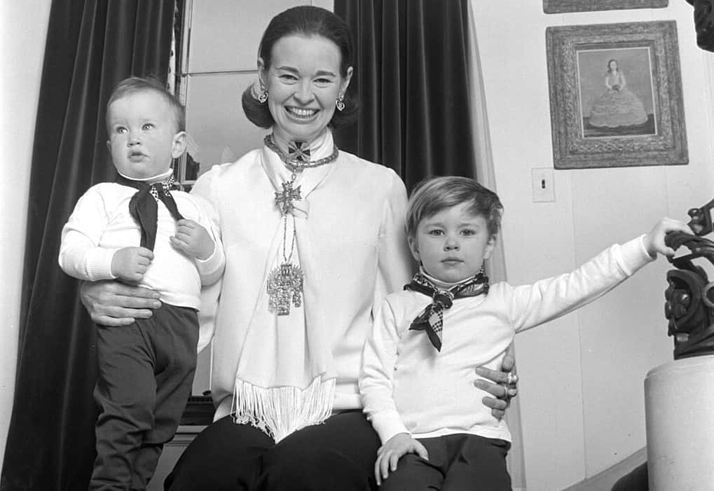 Anderson Cooper Facts