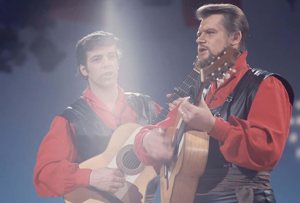 The Corries Perform On A Tv Show
