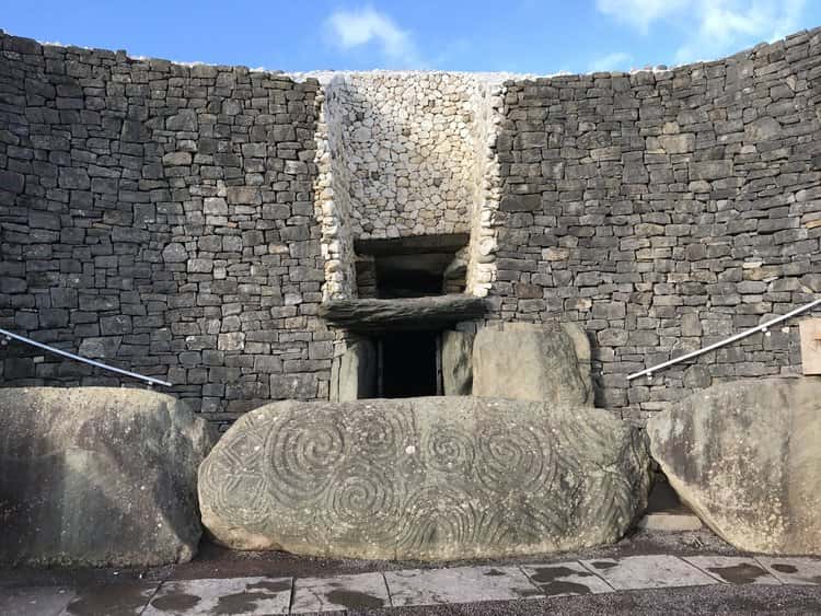 Mysterious Burial Sites Facts