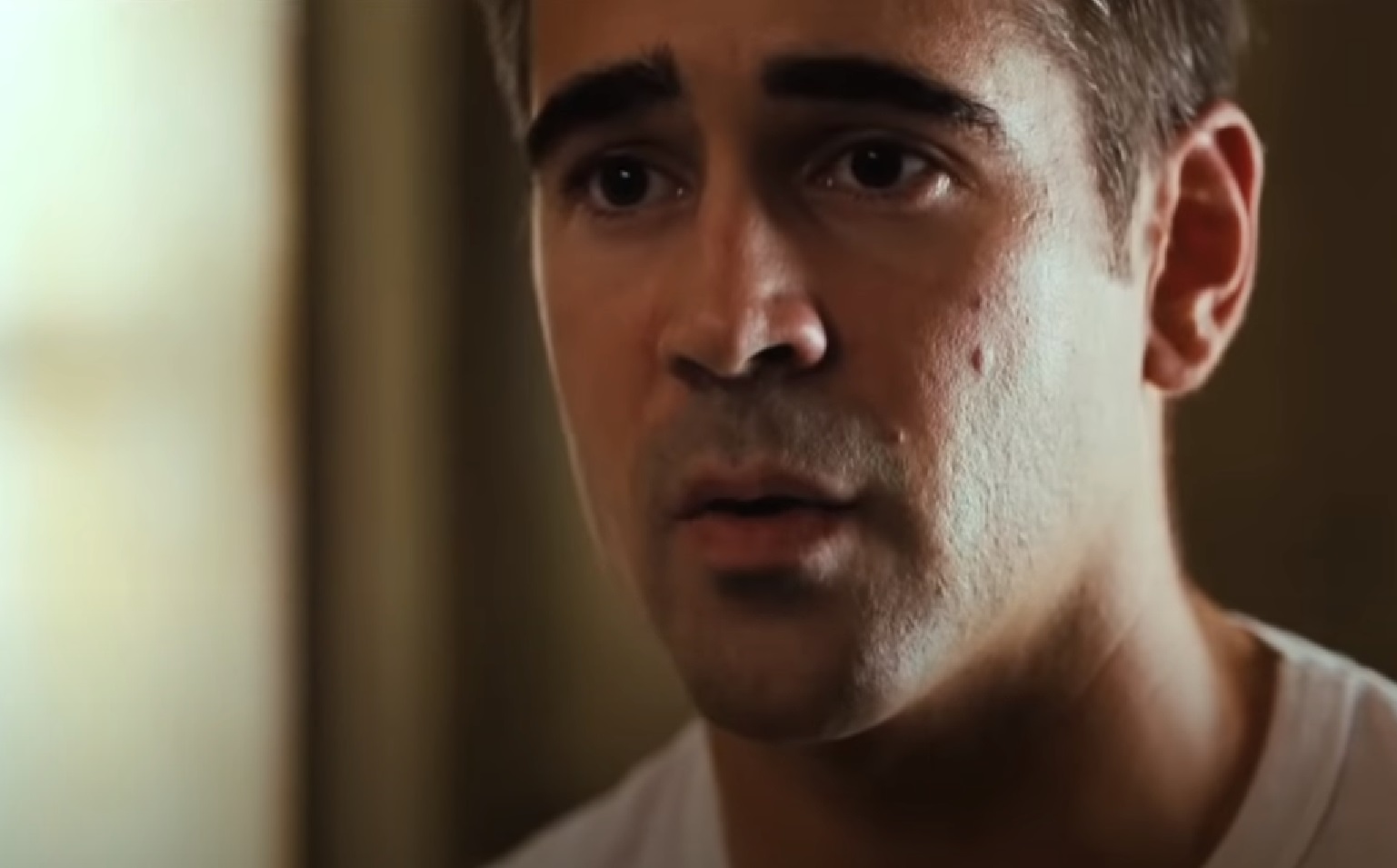 A screenshot of the movie London Boulevard