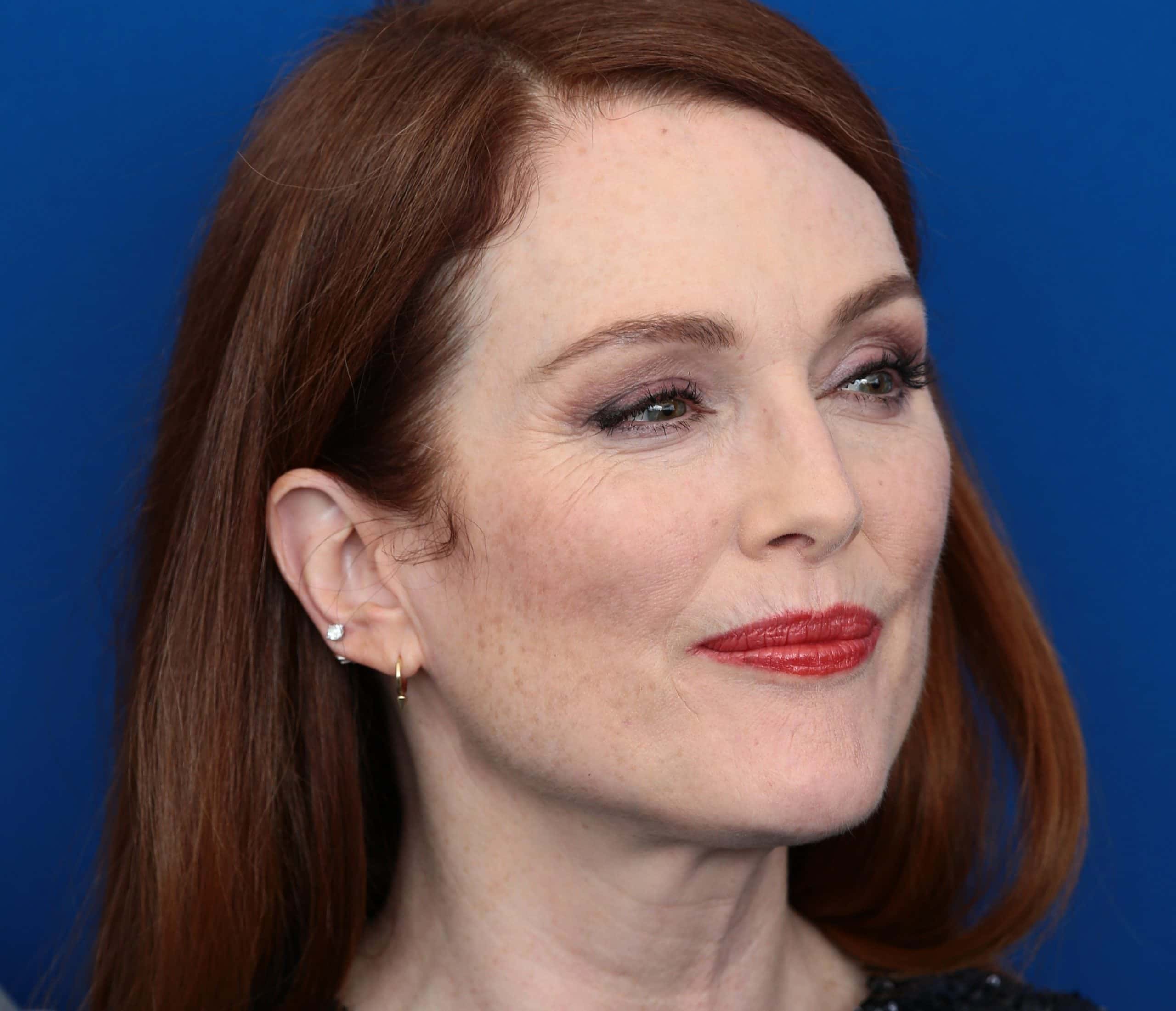 Julianne Moore Facts