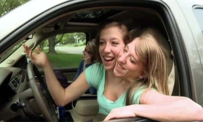 30 Interesting Things About Famous Conjoined Twins Abby And Brittany Hensel