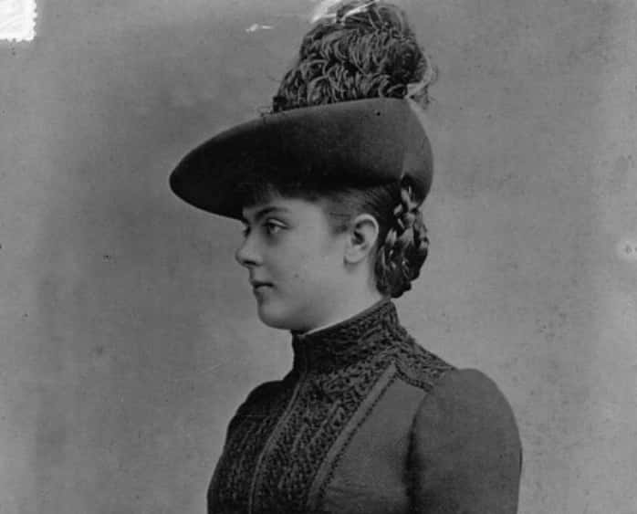 Messed Up Love stories Facts