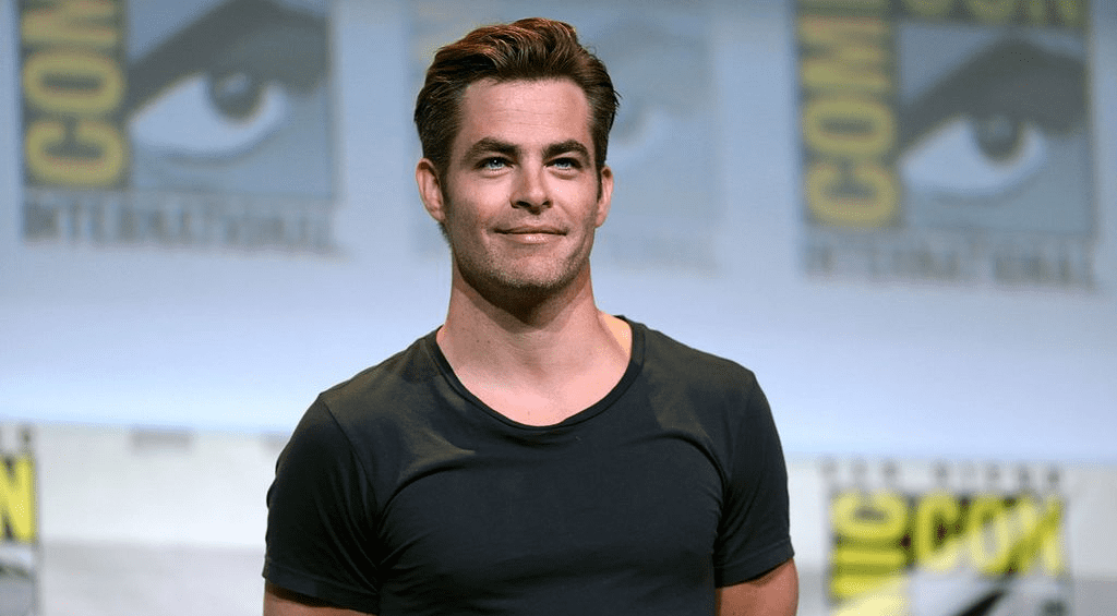 Chris Pine speaking at the 2016 San Diego Comic Con International
