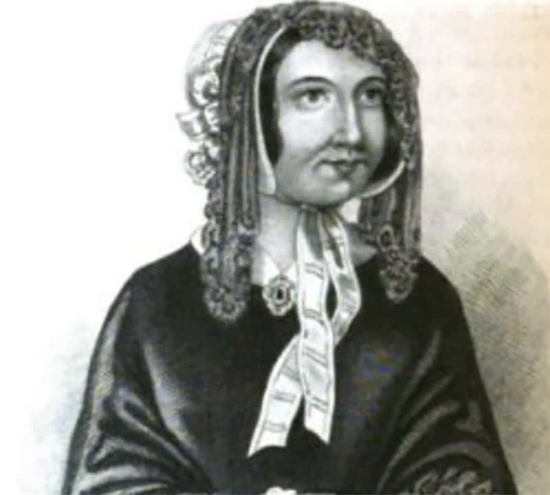 Femmes Fatales facts