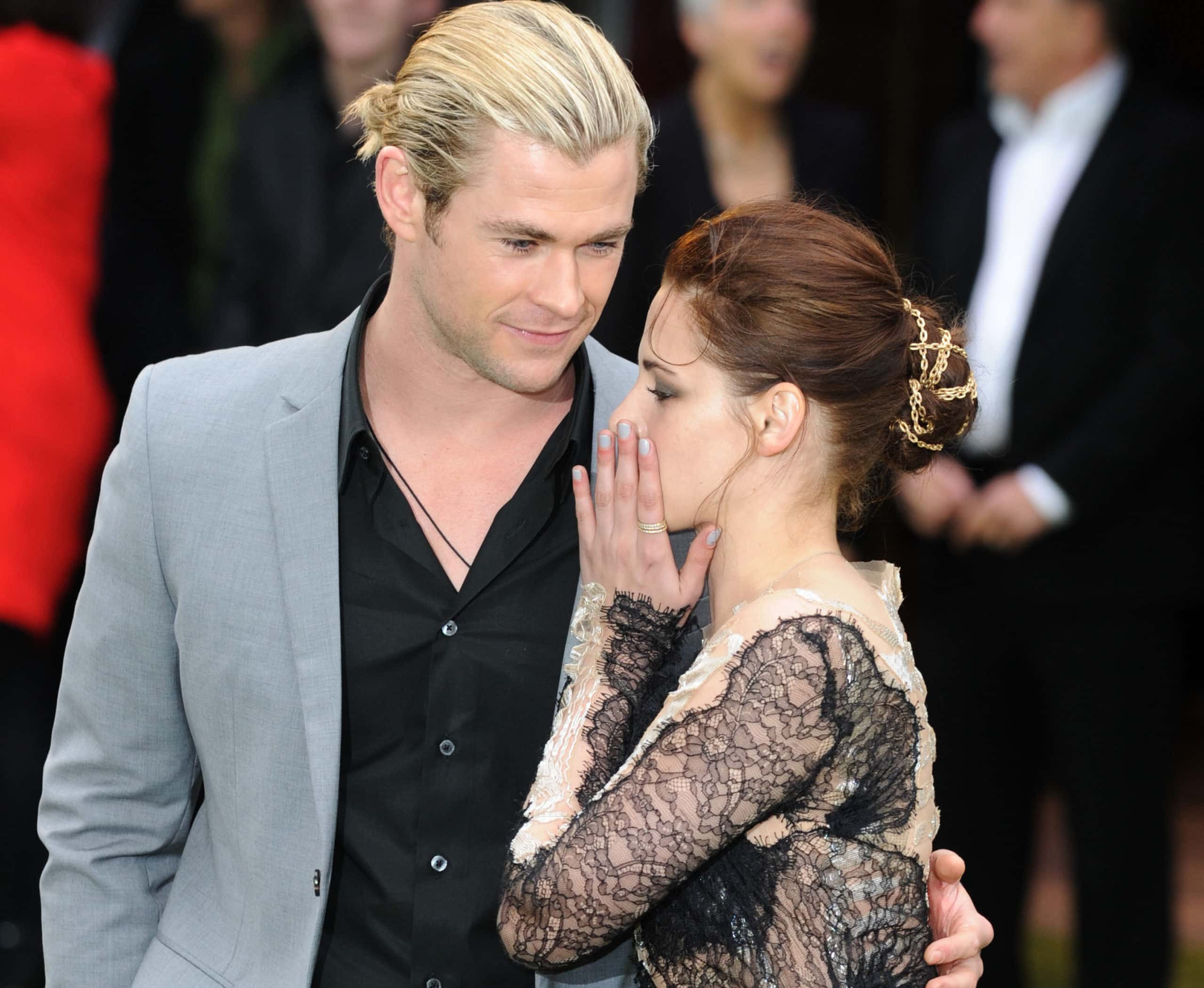 Chris Hemsworth and Kristen Stewart arriving for the premiere of 