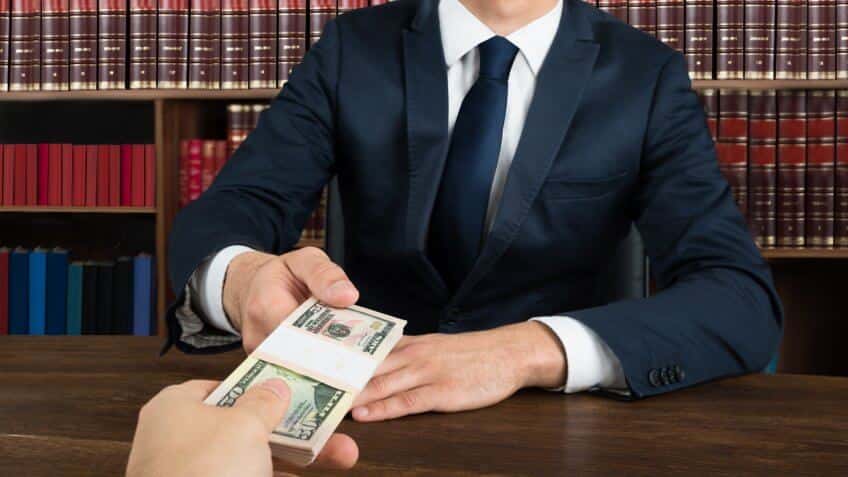 Divorce Lawyers Admit The Pettiest Ways People Have Screwed Over Their Spouses Facts