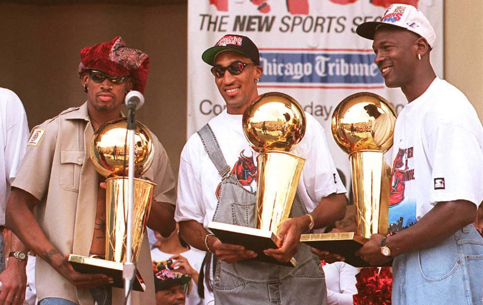  Chicago Bulls players Dennis Rodman (L), Scottie Pippen (C) and Michael Jordan