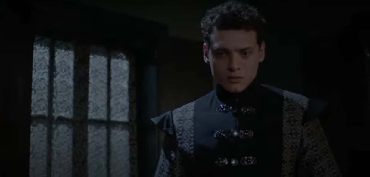 A screenshot of the TV Show Magnificent Century: Kosem