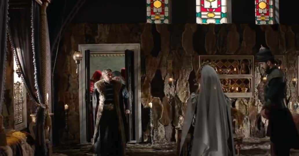 A screenshot of the TV Show Magnificent Century: Kosem