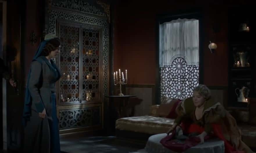 A screenshot of the TV Show Magnificent Century: Kosem