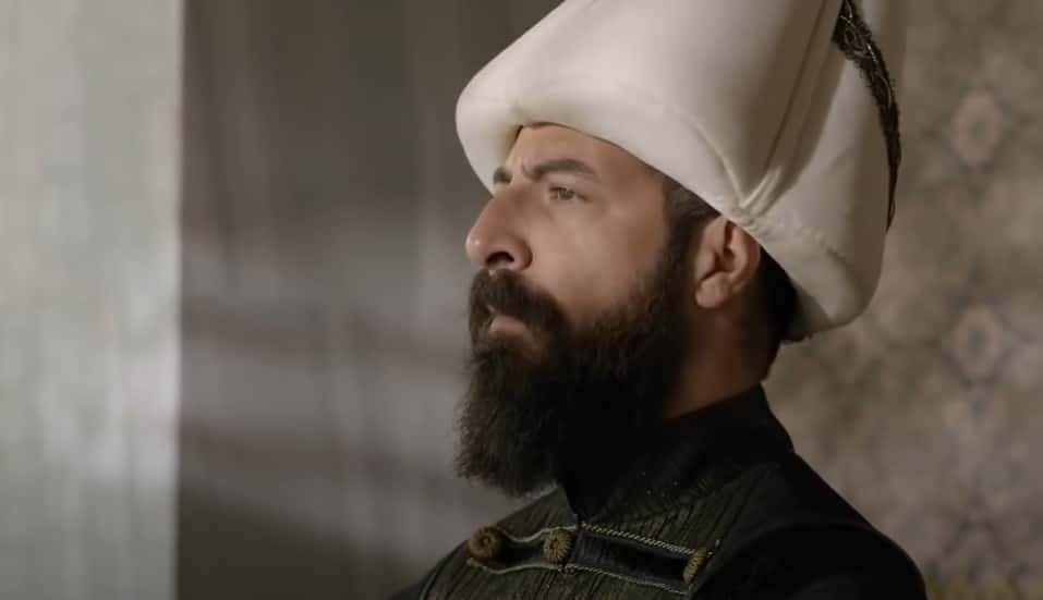 A screenshot of the TV Show Magnificent Century: Kosem