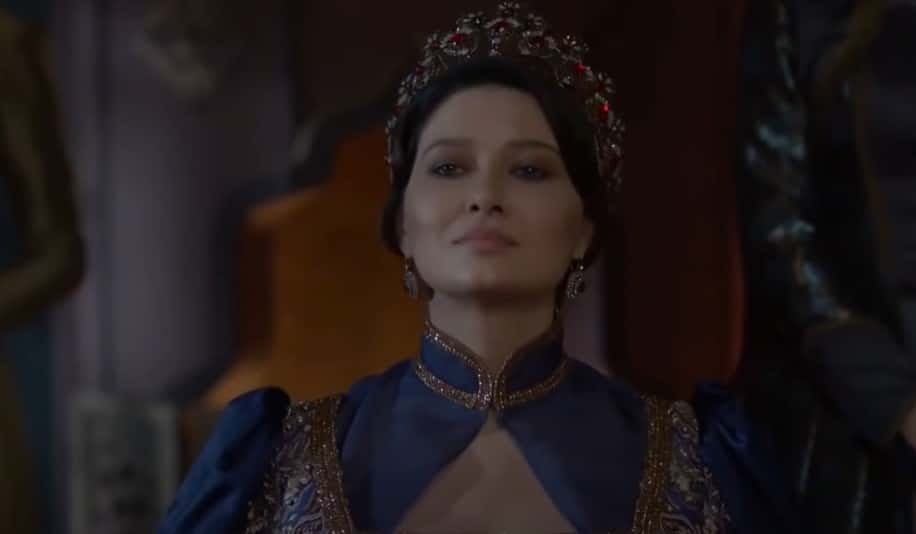 A screenshot of the TV Show Magnificent Century: Kosem