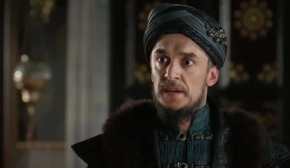 A screenshot of the TV Show Magnificent Century: Kosem