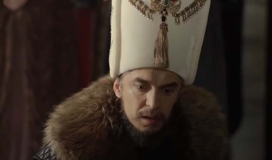 A screenshot of the TV Show Magnificent Century: Kosem