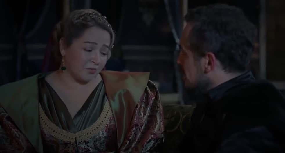 A screenshot of the TV Show Magnificent Century: Kosem