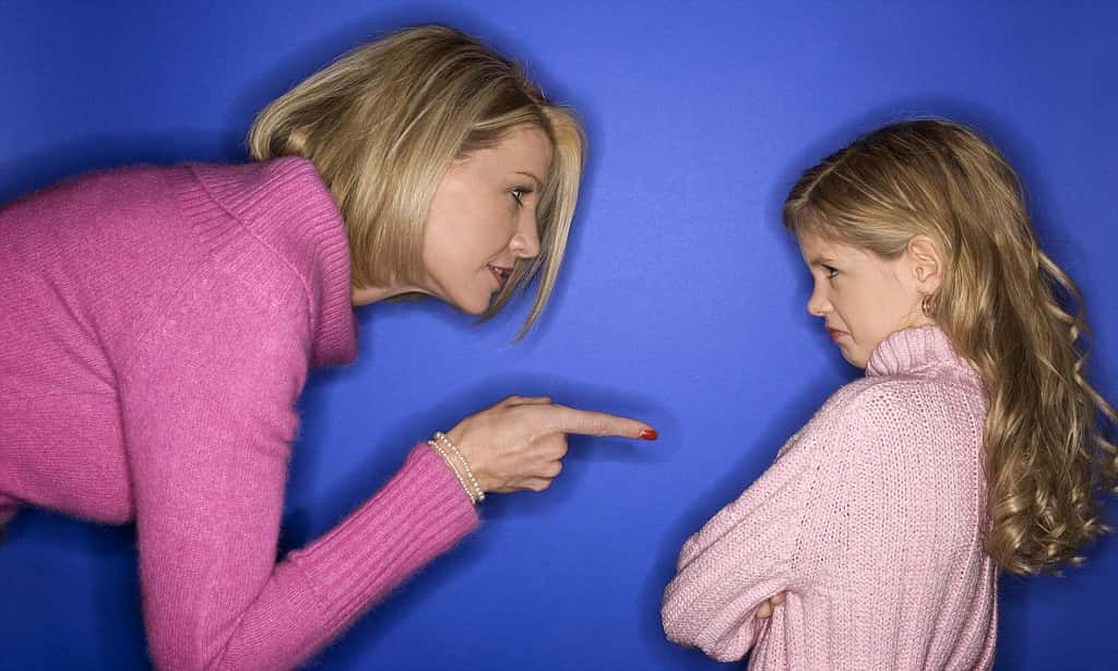 People Share The Weirdest Thing They Can't Explain Facts